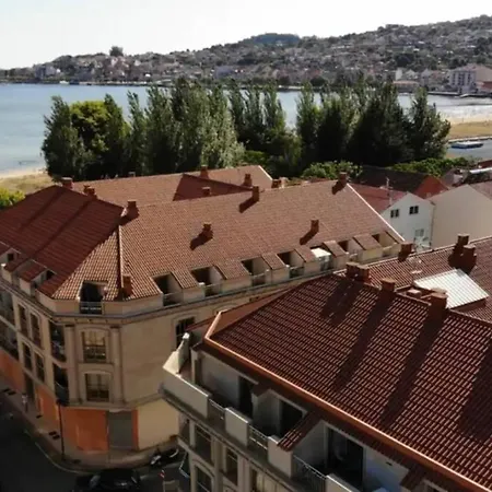 Primera Linea De Playa Rias Baixas, Моания